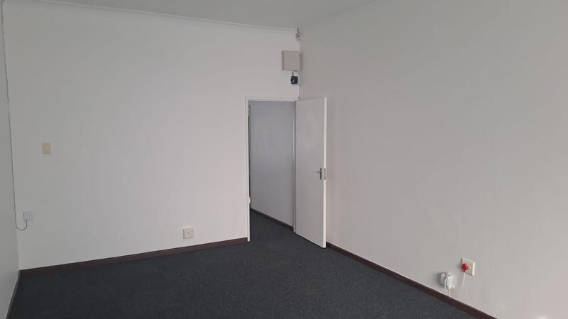 To Let Commercial Property for Rent in Newton Park Eastern Cape